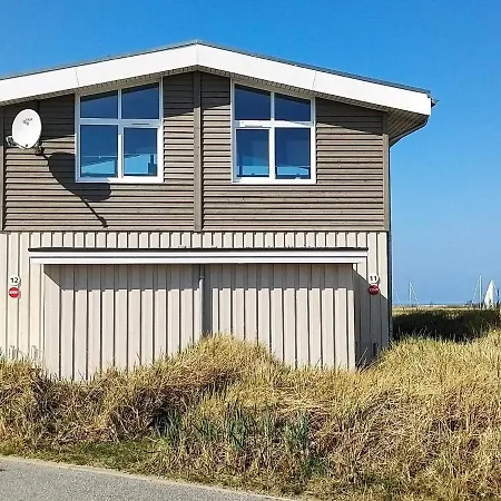 4 Star Holiday In Holiday home